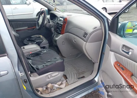 2005 Toyota Sienna Xle from USA, damaged, VIN 5TDZA22C25S304944